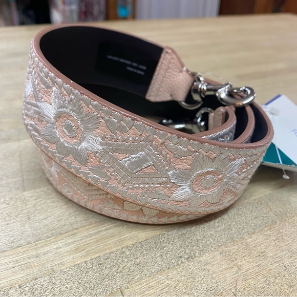 REBECCA MINKOFF Stitched Guitar Strap Replacement Bag Strap Soft Blush NWT $95 - Picture 4 of 6